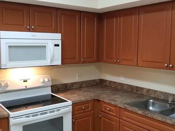 Undisclosed Address #A11857025, Coral Gables FL 33134