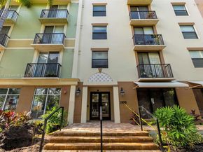 1900 Van Buren St 206B, Hollywood FL 33020