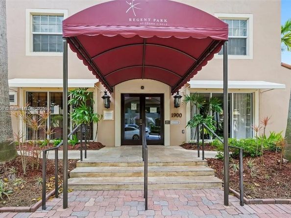 1900 Van Buren St 206B, Hollywood FL 33020