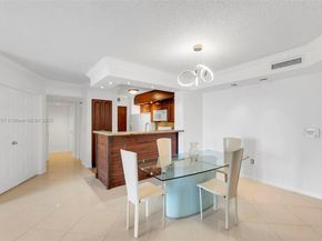 1900 Van Buren St 206B, Hollywood FL 33020