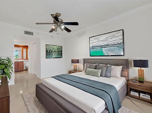 1900 Van Buren St 206B, Hollywood FL 33020