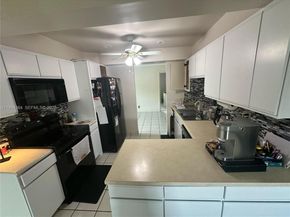 4801 NW 13th Ave, Deerfield Beach FL 33064