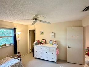 4801 NW 13th Ave, Deerfield Beach FL 33064