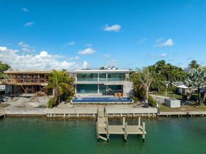 600 88th St, Surfside FL 33154