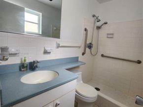 9425 SW 51st Pl, Cooper City FL 33328