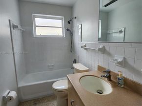 9425 SW 51st Pl, Cooper City FL 33328