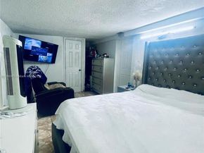 2751 NW 99th St, Miami FL 33147