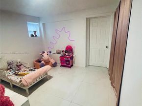 2751 NW 99th St, Miami FL 33147