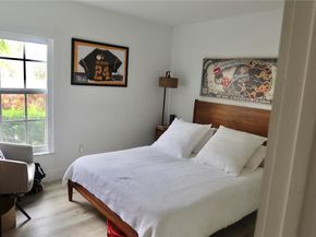 5862 NW 113th Pl, Doral FL 33178