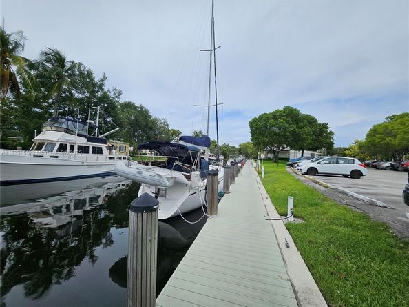 1101 River Reach Dr 418, Fort Lauderdale FL 33315