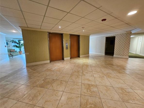 1101 River Reach Dr 418, Fort Lauderdale FL 33315