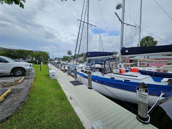 1101 River Reach Dr 418, Fort Lauderdale FL 33315