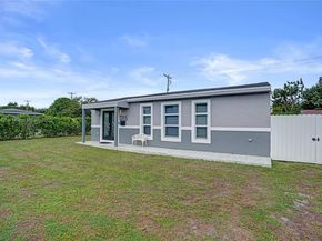 1285 NW 86th St, Miami FL 33147