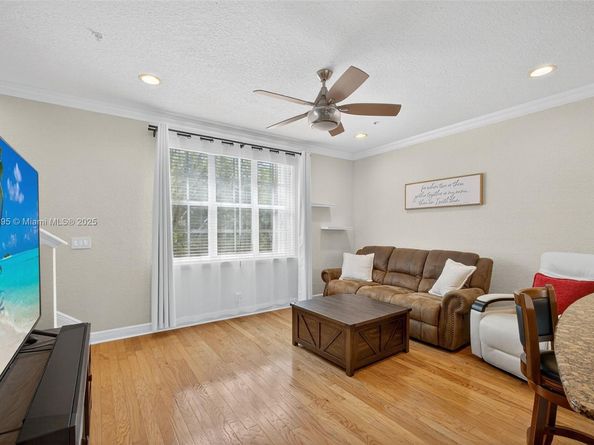 130 Morning Dew Cir, Jupiter FL 33458