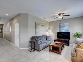 256 SW 6th Ct, Pompano Beach FL 33060