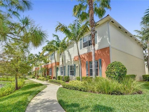 256 SW 6th Ct, Pompano Beach FL 33060