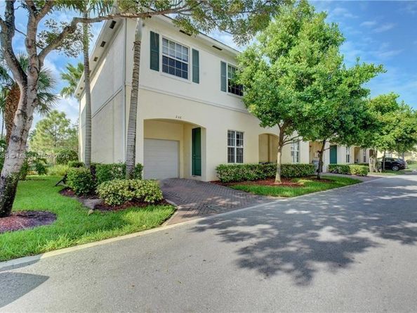256 SW 6th Ct, Pompano Beach FL 33060