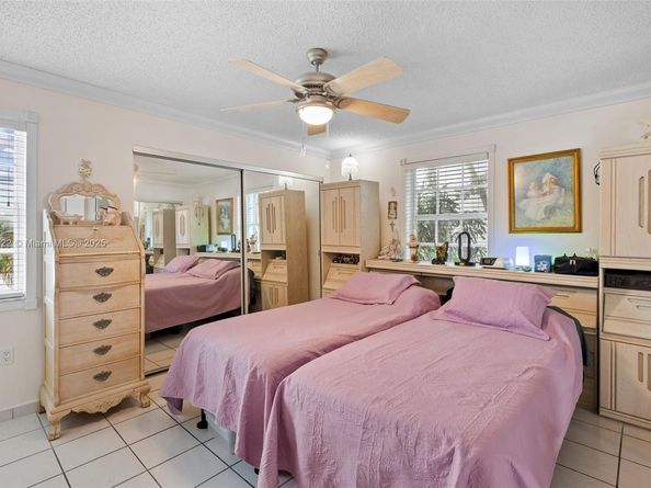 49 Majorca Ave 203, Coral Gables FL 33134