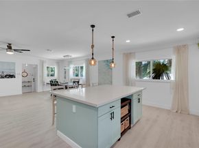 1070 Tyler St, Hollywood FL 33019