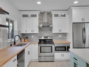 1070 Tyler St, Hollywood FL 33019