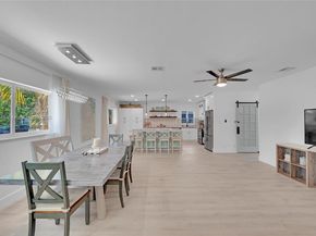 1070 Tyler St, Hollywood FL 33019