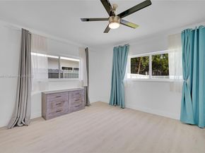 1070 Tyler St, Hollywood FL 33019