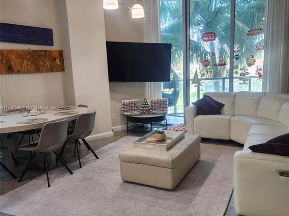3029 NE 188th St 301, Aventura FL 33180