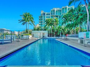 3029 NE 188th St 301, Aventura FL 33180