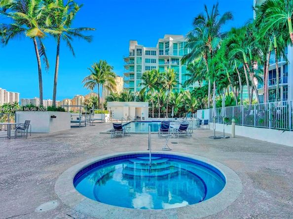 3029 NE 188th St 301, Aventura FL 33180
