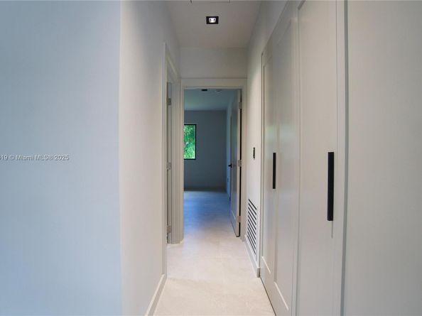 2155 SW 25th Ter, Miami FL 33133
