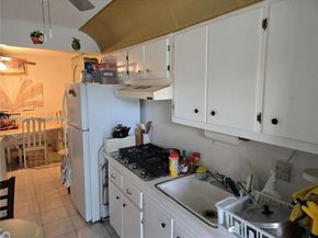 20310 NE 2nd Ave 15, Miami Gardens FL 33179