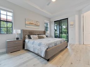 11326 SW 16th St, Pembroke Pines FL 33025