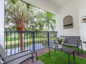 11326 SW 16th St, Pembroke Pines FL 33025