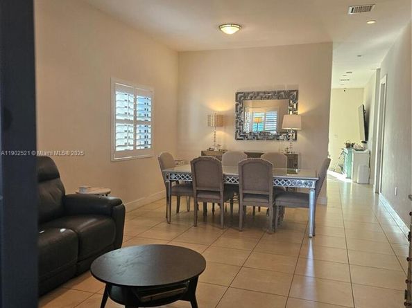 2030 SW 60th Ave, Miami FL 33155