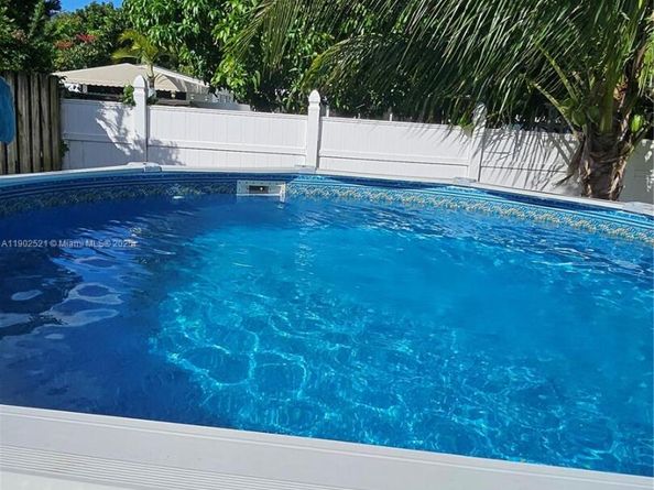 2030 SW 60th Ave, Miami FL 33155