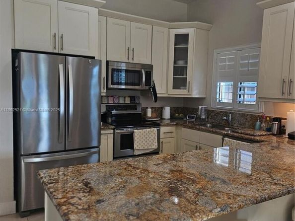 2030 SW 60th Ave, Miami FL 33155