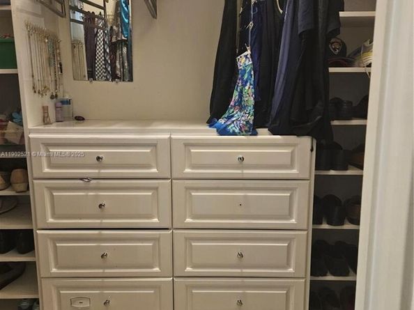 2030 SW 60th Ave, Miami FL 33155