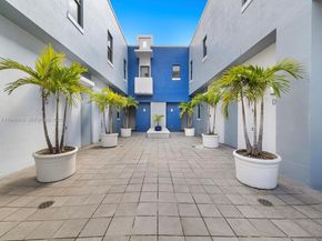 5864 SW 74th Ter G, South Miami FL 33143