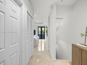 5864 SW 74th Ter G, South Miami FL 33143