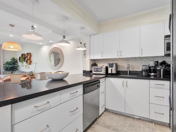 650 NE 64th St G210, Miami FL 33138