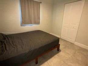 11820 SW 188th St, Miami FL 33177