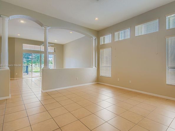 5324 SW 148th Ave, Miramar FL 33027