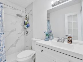 8820 SW 27th St, Miami FL 33165