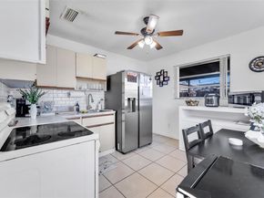 8820 SW 27th St, Miami FL 33165
