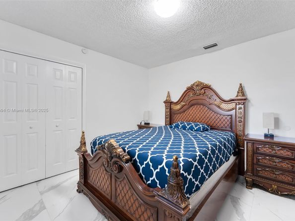 8820 SW 27th St, Miami FL 33165