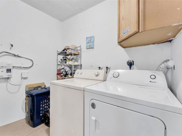 8820 SW 27th St, Miami FL 33165
