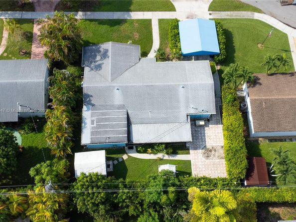 9601 SW 58th St, Miami FL 33173