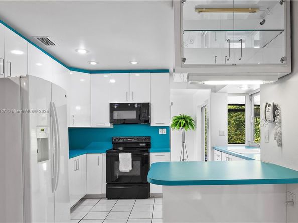 9601 SW 58th St, Miami FL 33173