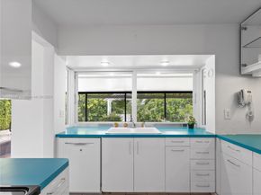 9601 SW 58th St, Miami FL 33173