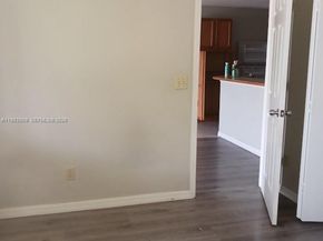 9905 westwood dr 23, Tamarac FL 33321